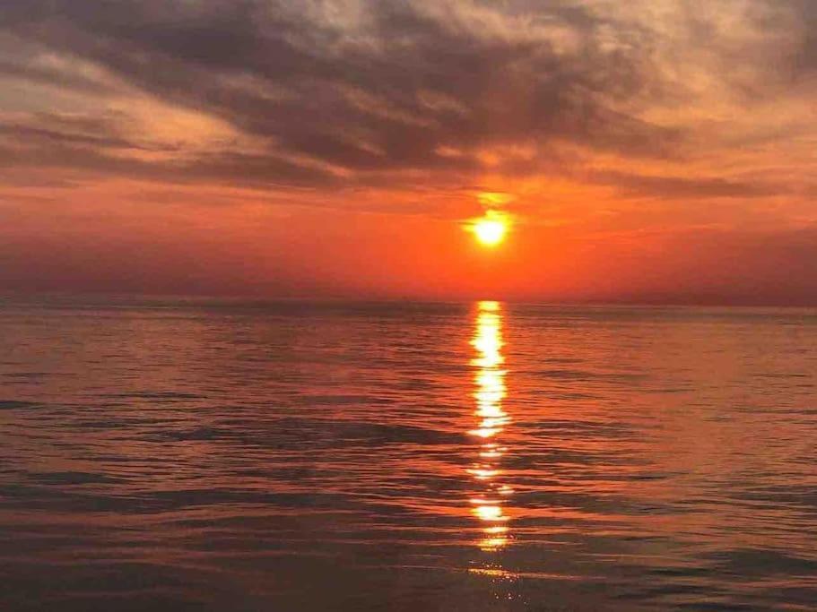 Close To Sea, Central, Rent A Boat, Mountain Hike, Wifi, Free Parking Haug Экстерьер фото